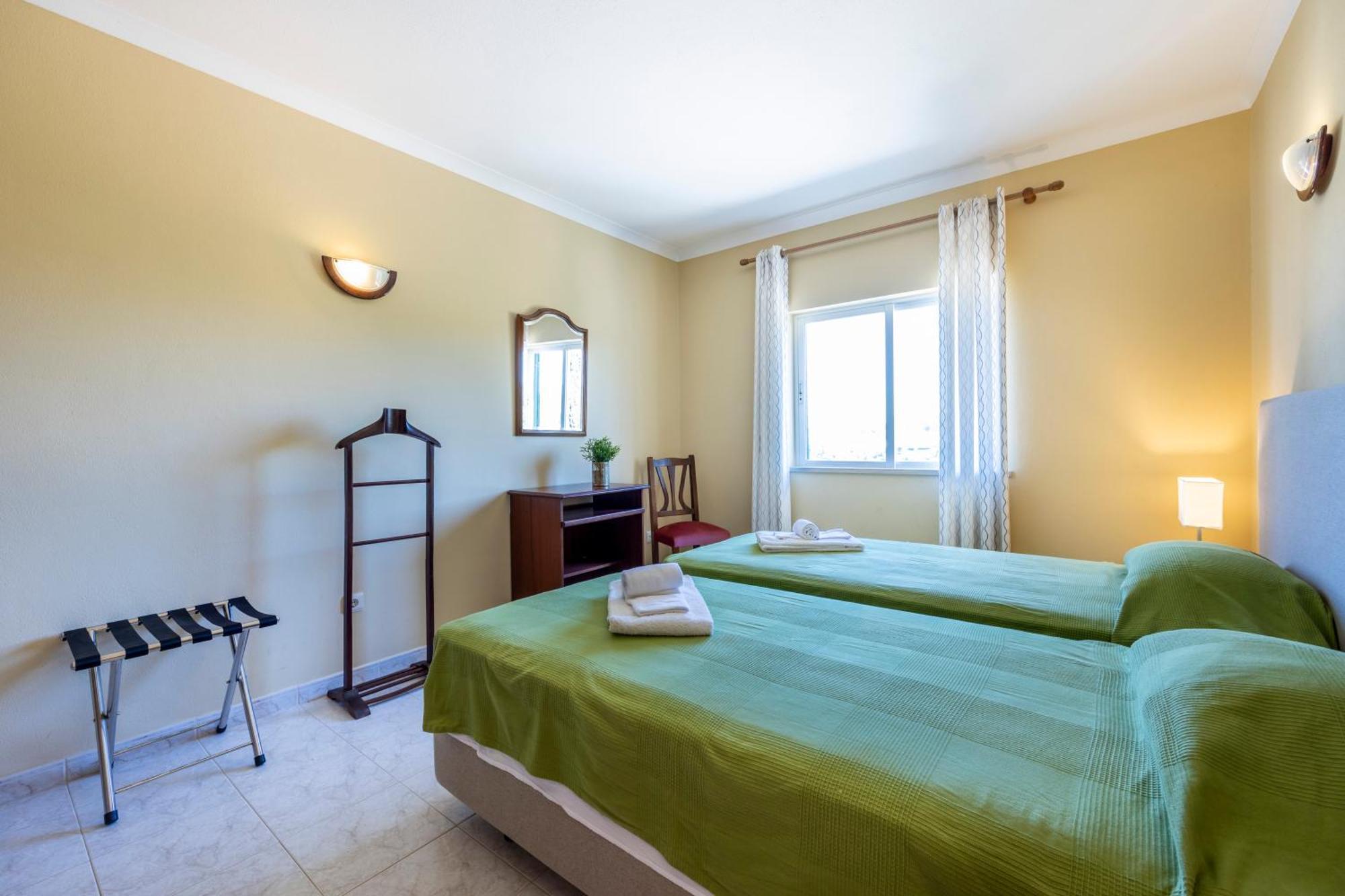 Apartamento Meia Praia Lagos Eksteriør bilde