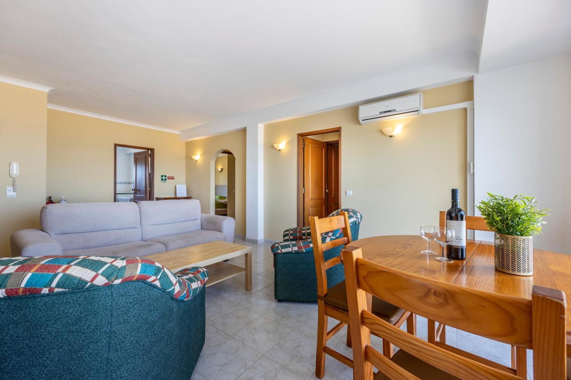 Apartamento Meia Praia Lagos Eksteriør bilde